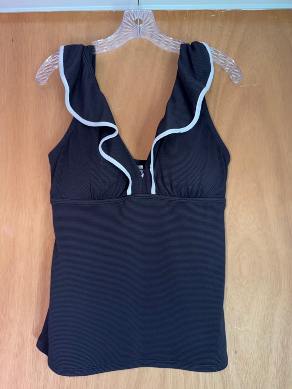 Tommy Bahama Black & White Ruffle Tankini with Skirt - Picture 3 of 9